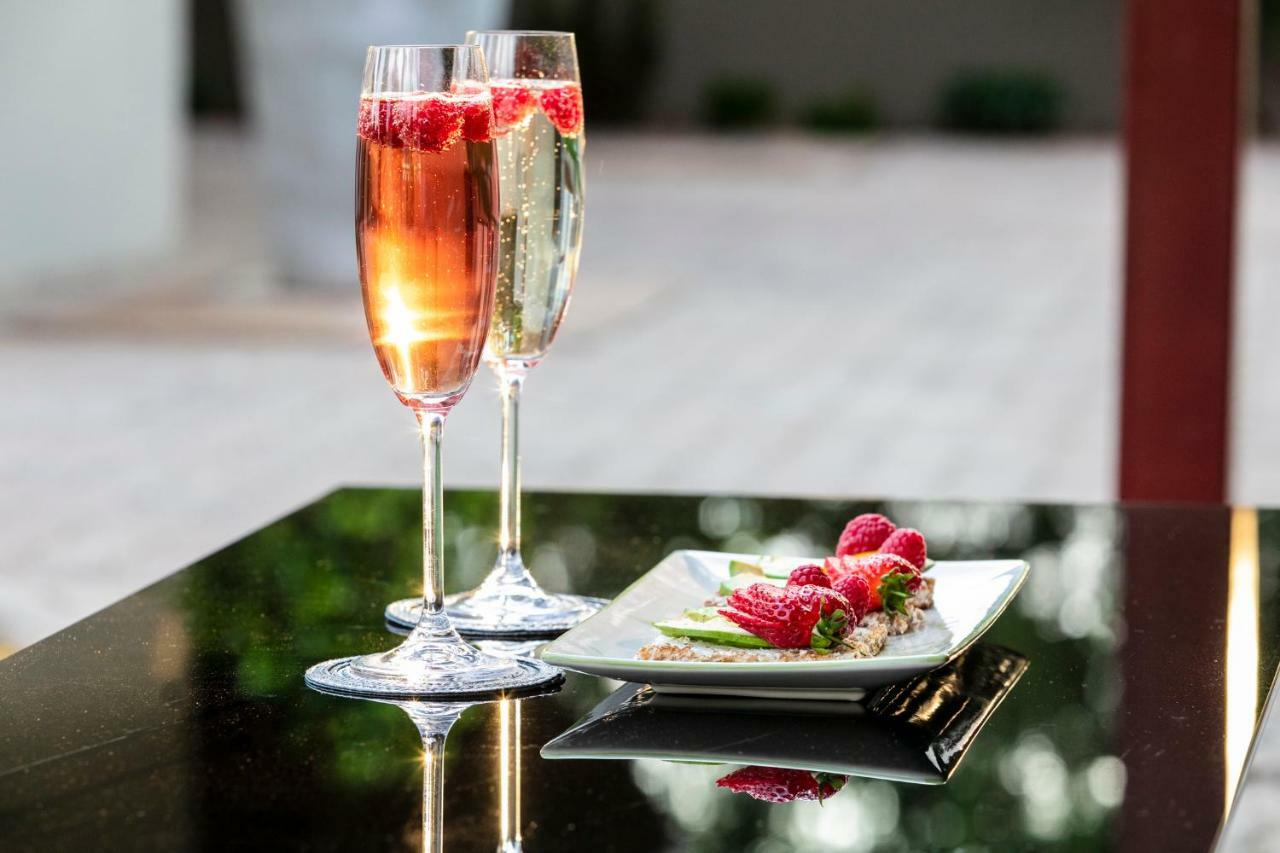 Orchid Luxury Boutique Guesthouse Габороне Экстерьер фото