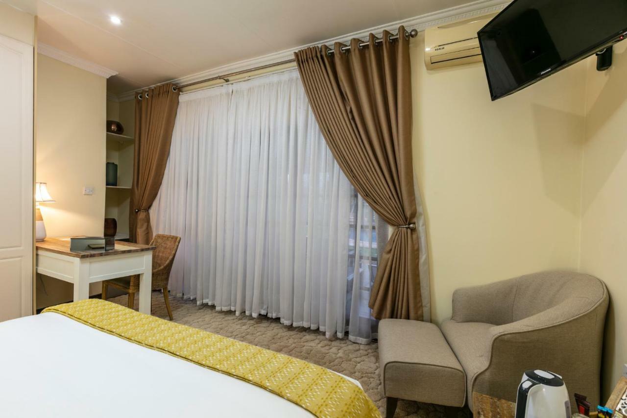 Orchid Luxury Boutique Guesthouse Габороне Экстерьер фото