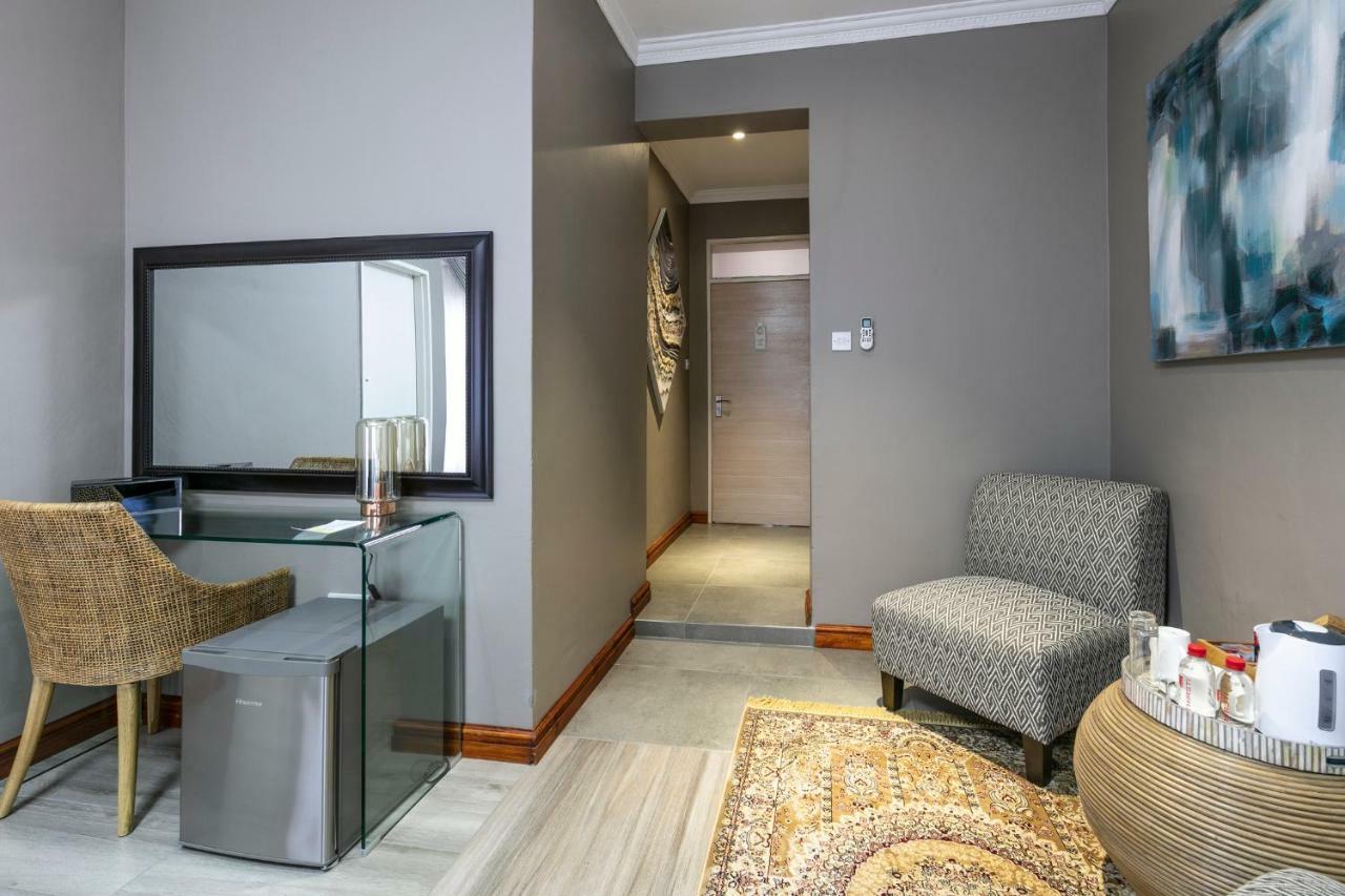 Orchid Luxury Boutique Guesthouse Габороне Экстерьер фото